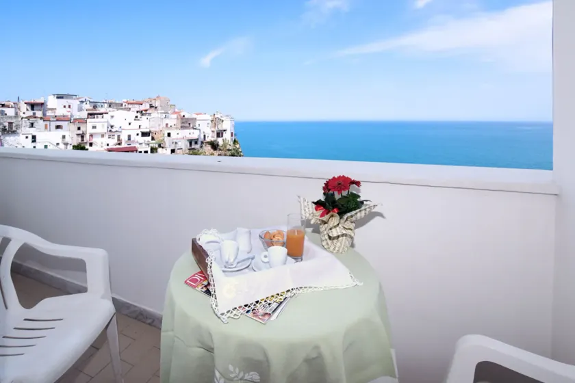 Hotel Peschici - Image 1