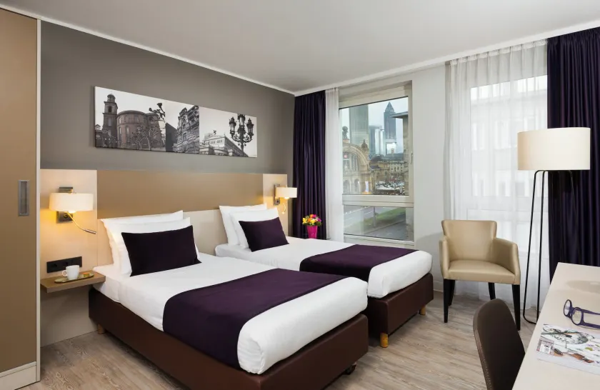 Leonardo Hotel Frankfurt City Center - Image 1