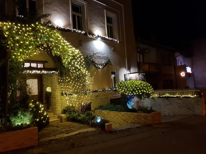 Hotel Romantik Eger - Image 1