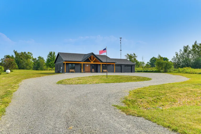 3 Mi to St Lawrence River: Spacious Ranch Home - Image 1