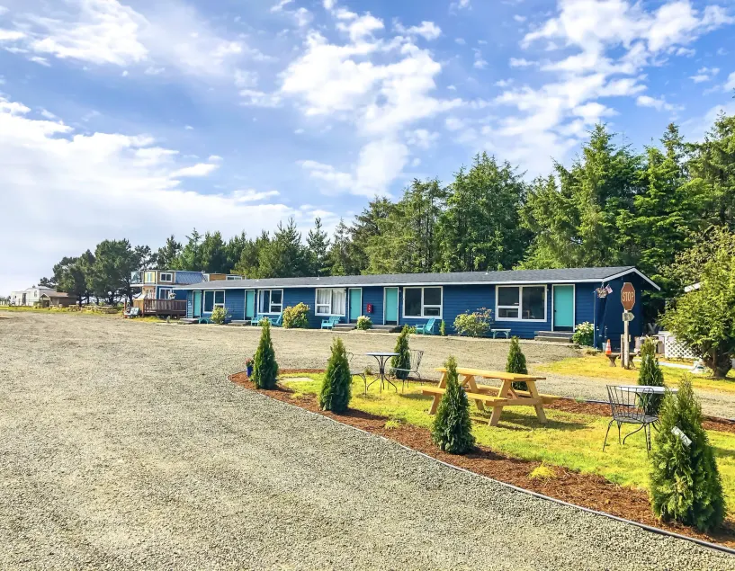 Pacific Dunes Resort - Image 1