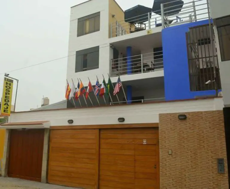 Hospedaje El Álamo Playa Pulpos - Image 1