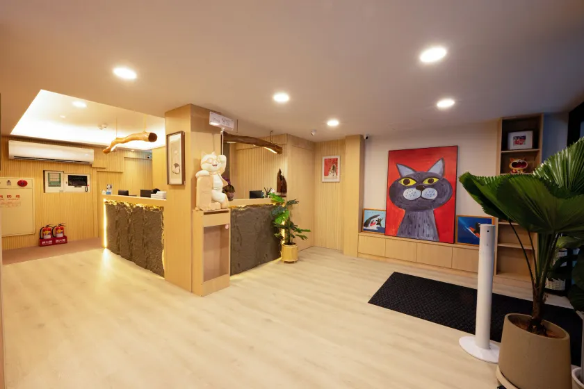 Cat Tail Pocket Inn Ximen - Image 1