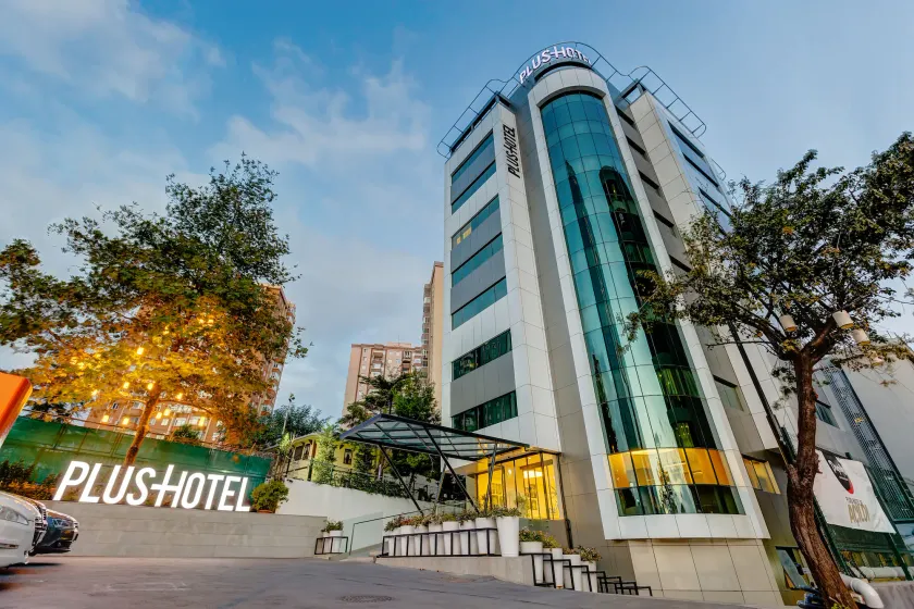 Plus Hotel Bostanci Atasehir - Image 1