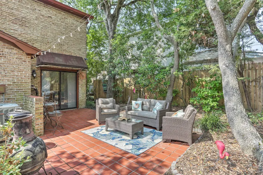 Walk to Ocean: North Myrtle Beach Townhome! - Image 1