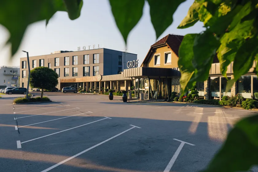 Hotel Grof - Image 1