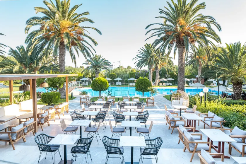 May Beach Hotel - Image 1