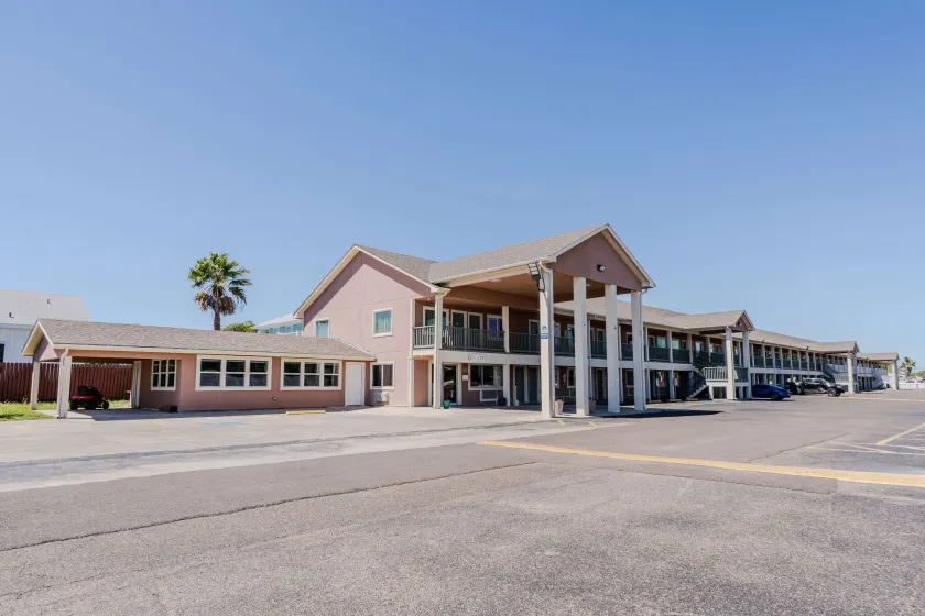 Quality Inn Rockport on Aransas Bay - Image 1