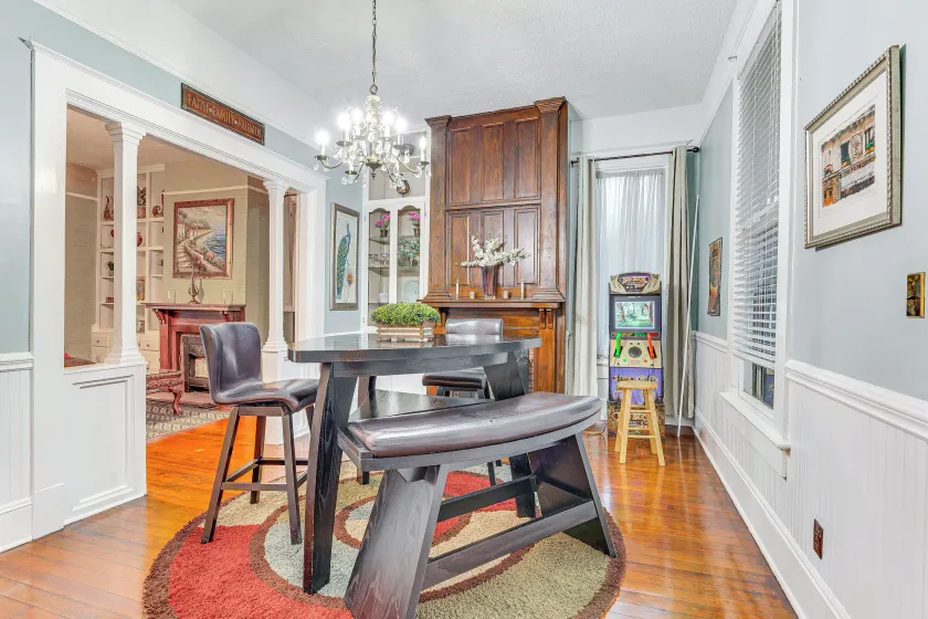 Walk to Downtown: Historic Home in Mobile - Innvendig