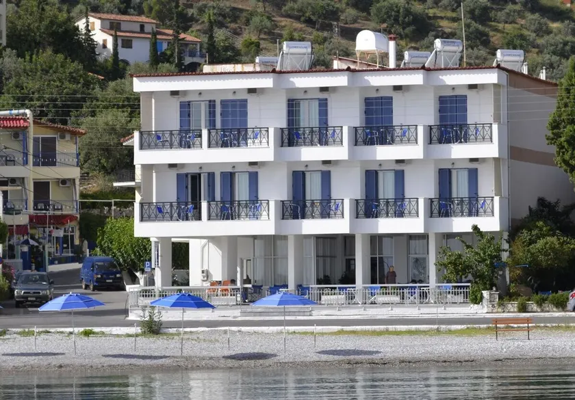Hotel Blue Sea - Image 1