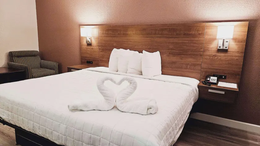 Best Western Hopkinsville KY - BRAND NEW ROOMS - Image 1