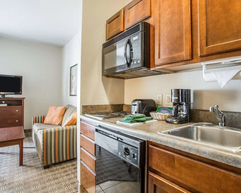 MainStay Suites St Robert - Fort Leonard Wood - Image 1