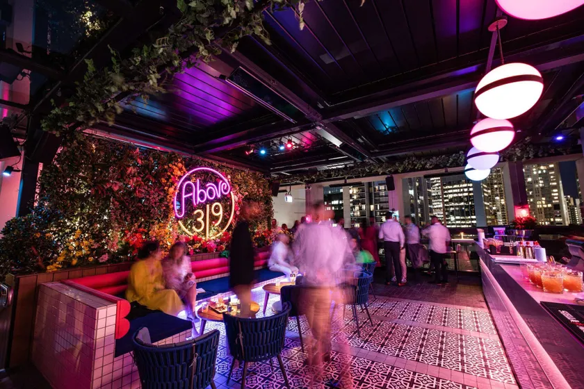 Vibe Hotel Sydney Darling Harbour - Image 1