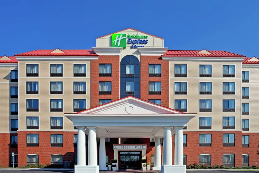 Holiday Inn Express & Suites Albany Airport Area - Latham by IHG - Image 1