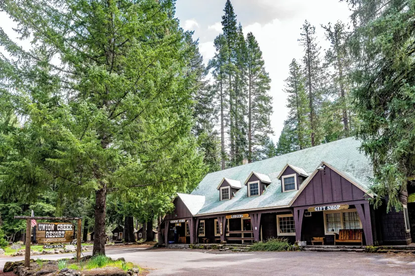 Union Creek Resort - Image 1