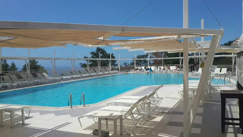 Nicholas Park Hotel - Image 1