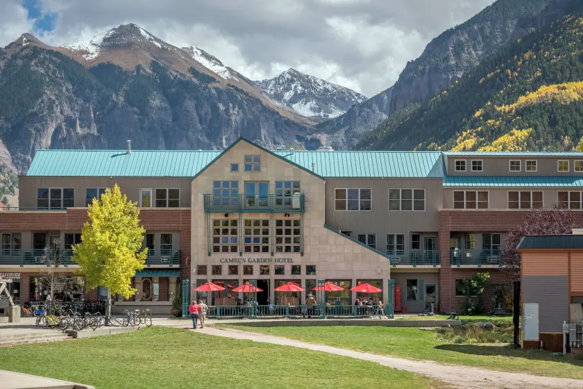 Camel's Garden Hotel - Image 1