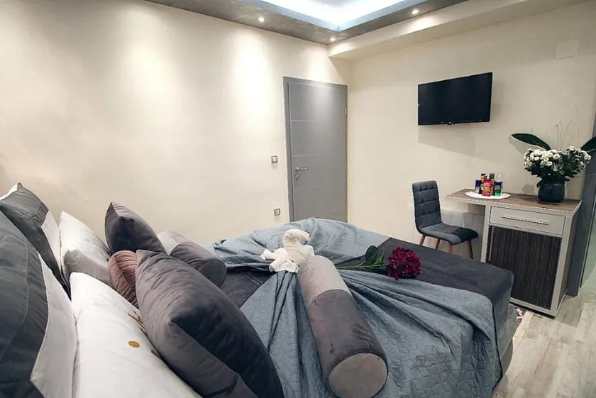 Alessio Premium Rooms - Standard Room 2 - Image 1