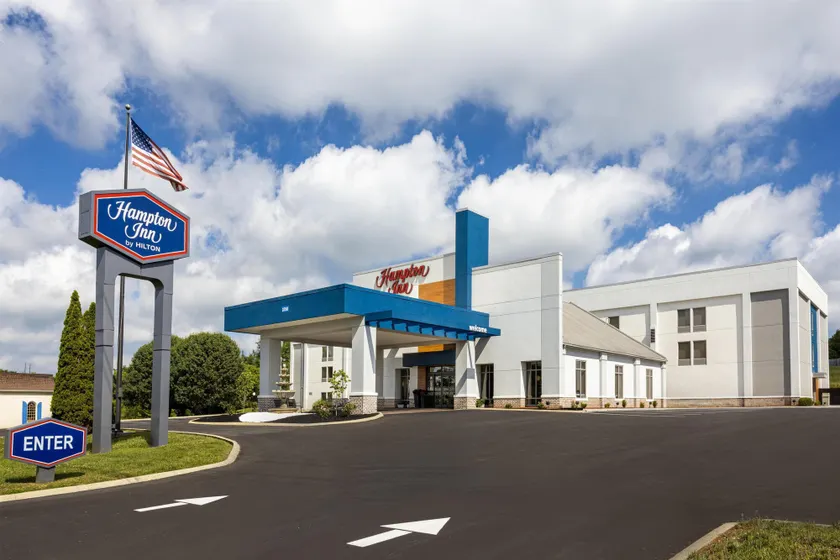 Hampton Inn Morristown - Image 1