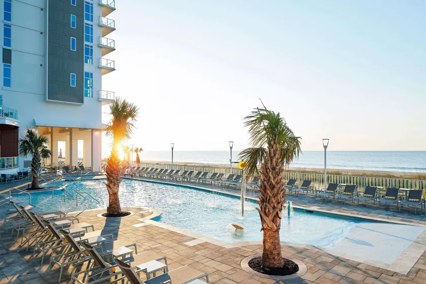Hilton Grand Vacations Club Ocean Enclave Myrtle Beach - Image 1