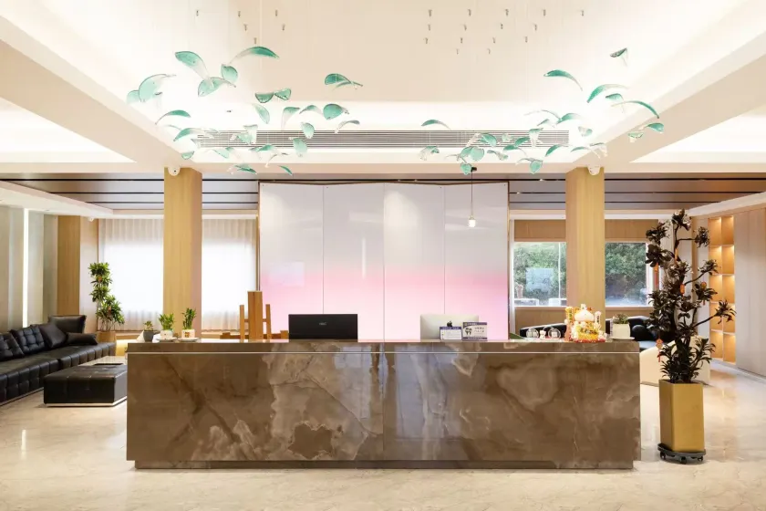 World Hote tengzhou Municipal Government - Lobby