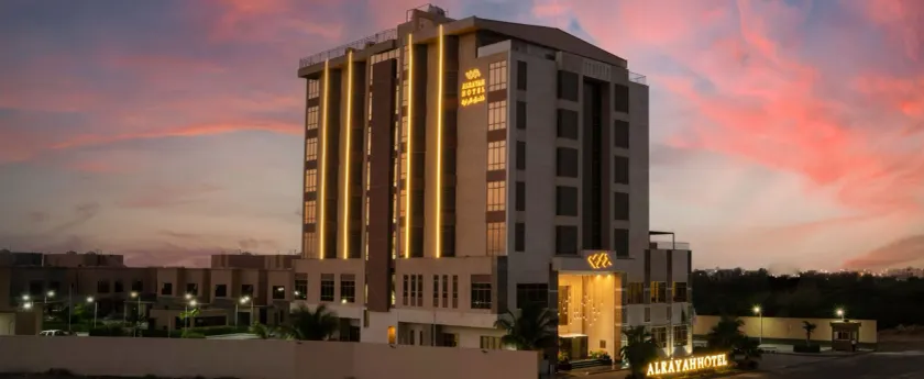 AL RAYAH HOTEL - Image 1