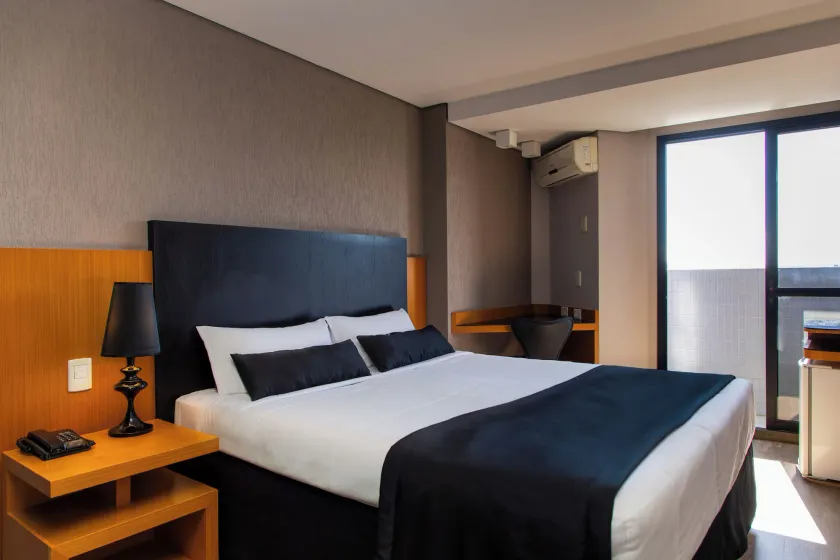 Slaviero Hotel Curitiba Batel - Image 1