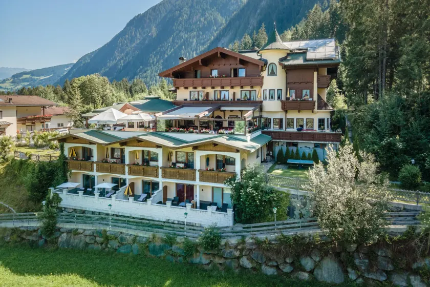 Hotel Ländenhof Superior - Image 1