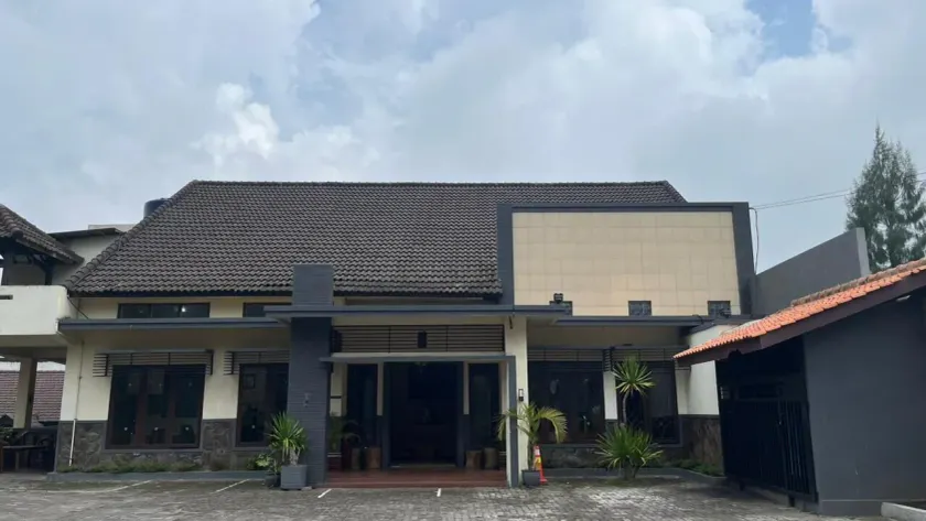 Bawangan Express - Image 1