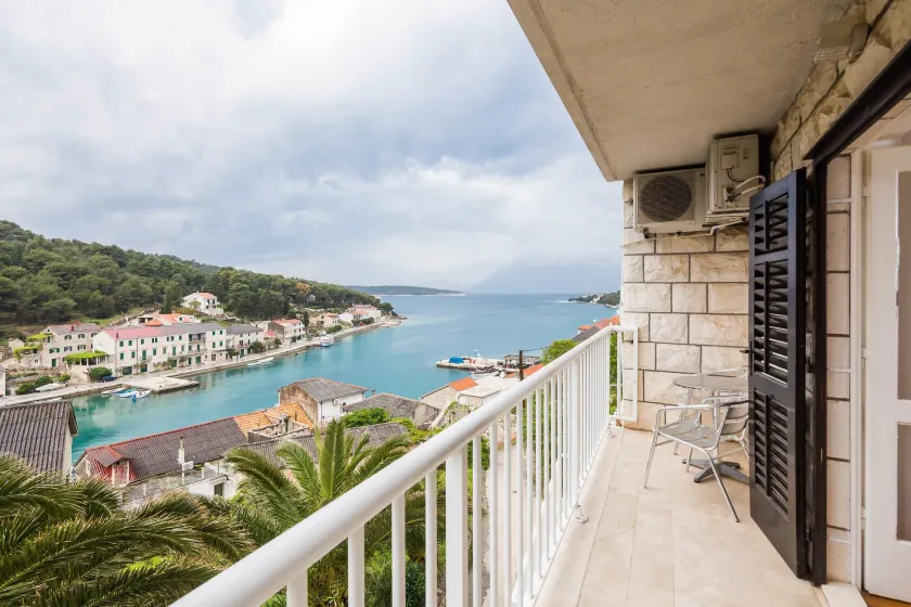 Apartments Marija Brac - Image 1