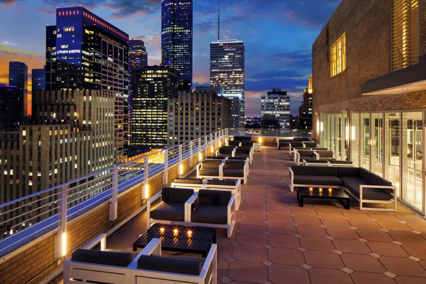 Le Meridien Houston Downtown - Image 1