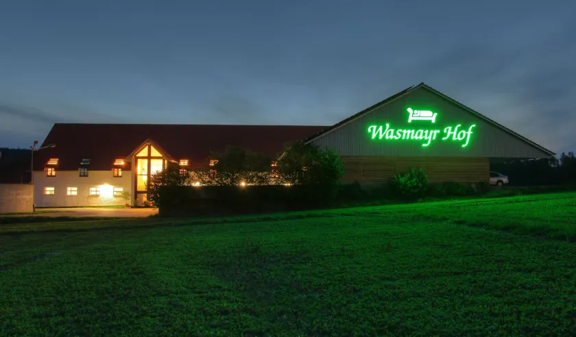 Wasmayr Hof - Image 1