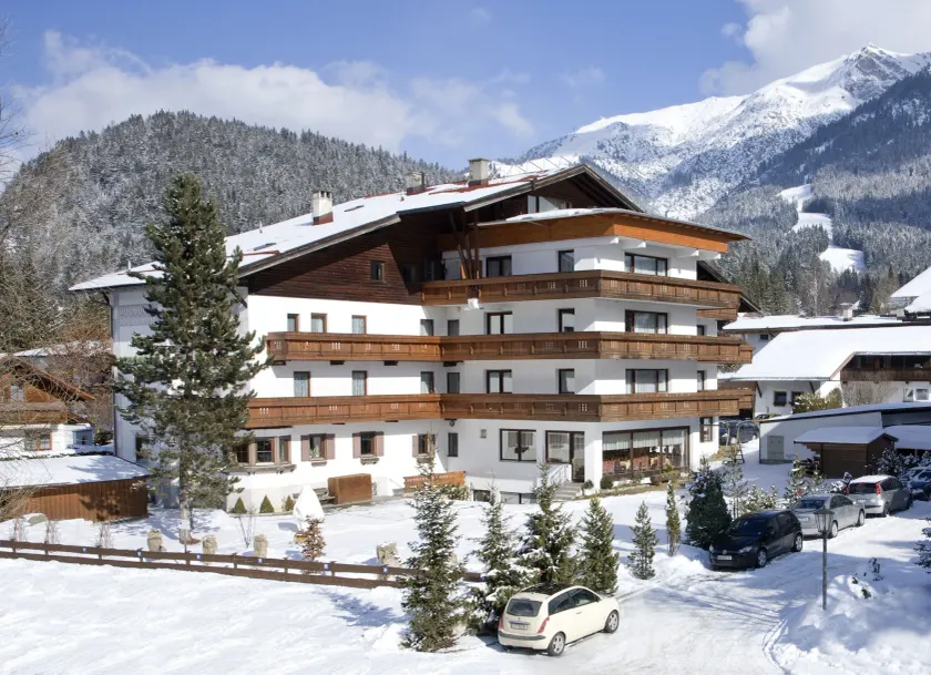Hotel Schönegg - Image 1