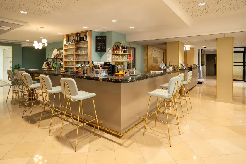 Best Western Hotel Le Quercy - Image 1