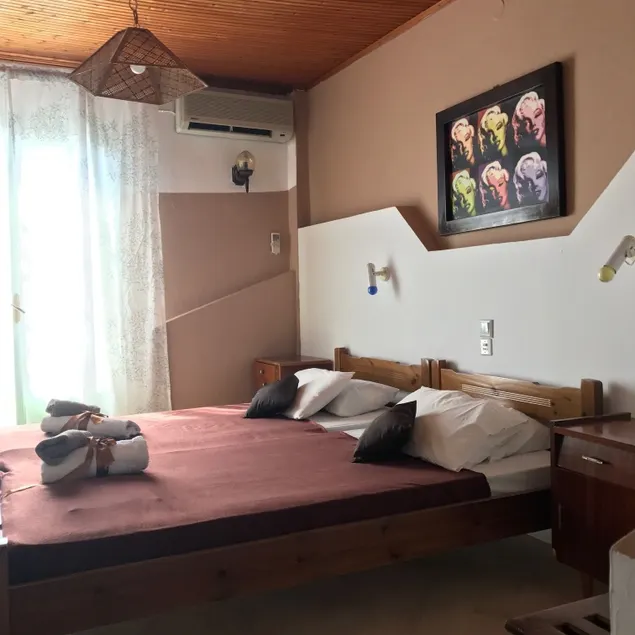 Pansion Angela - Image 1