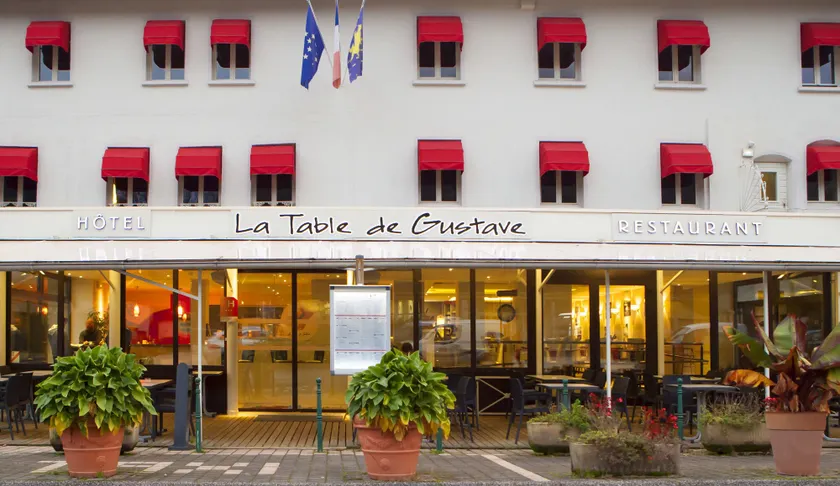 La Table de Gustave Hôtel Restaurant Espace Bien-Être - Image 1