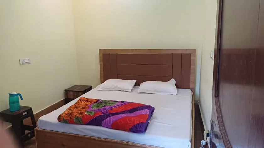 Hotel Himalayan View  - Image 1