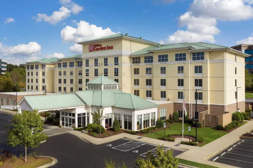 Hilton Garden Inn Charlotte Airport - Image 1