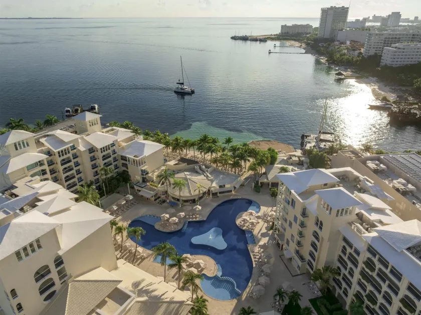 Occidental Costa Cancún All Inclusive - Image 1