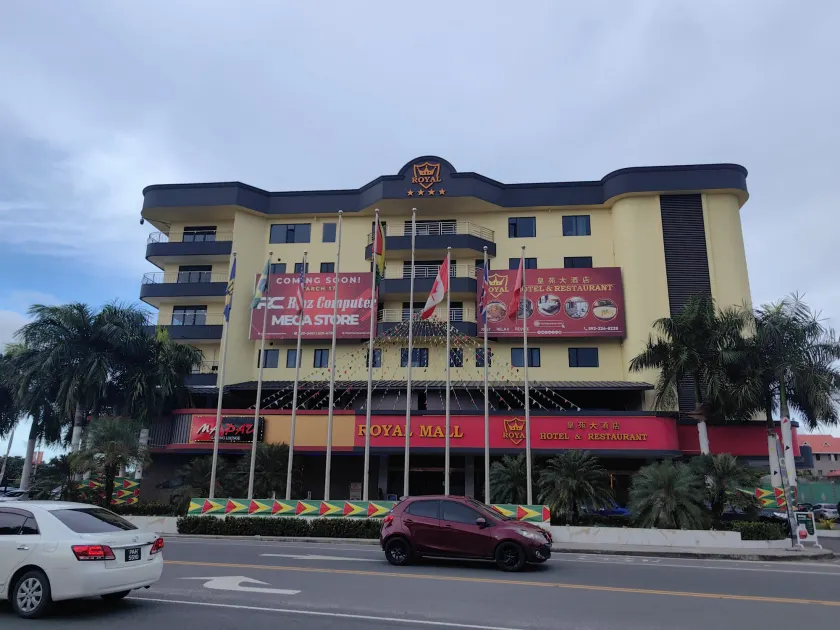 Royal International Hotel & Mall - Image 1