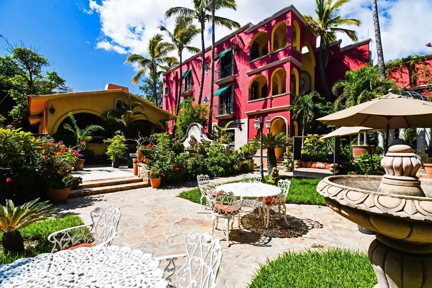 Collection O Casa Bella Hotel Boutique, Cabo San Lucas - Image 1
