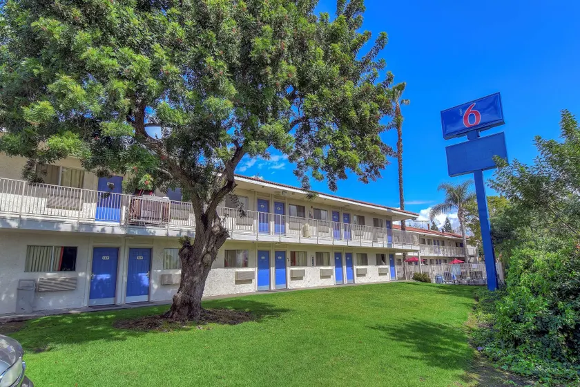 Motel 6 Chino, CA - Los Angeles Ontario - Image 1