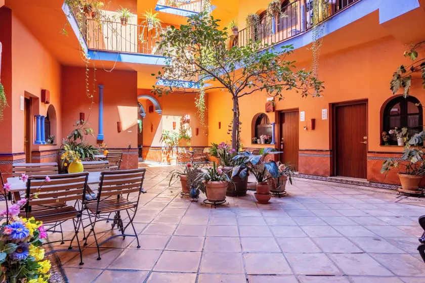Patio de La Alameda - Image 1