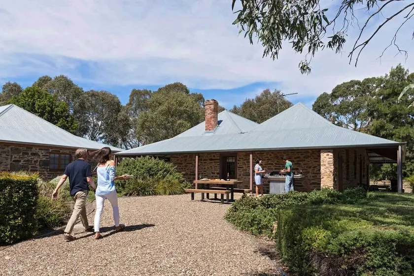 Jacobs Estate Cottage - Image 1