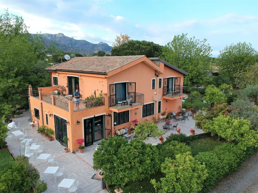 B&B Villa Maria Giovanna - Image 1