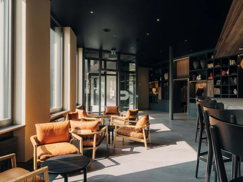 KURVE Apartments & Lounge - Indgang