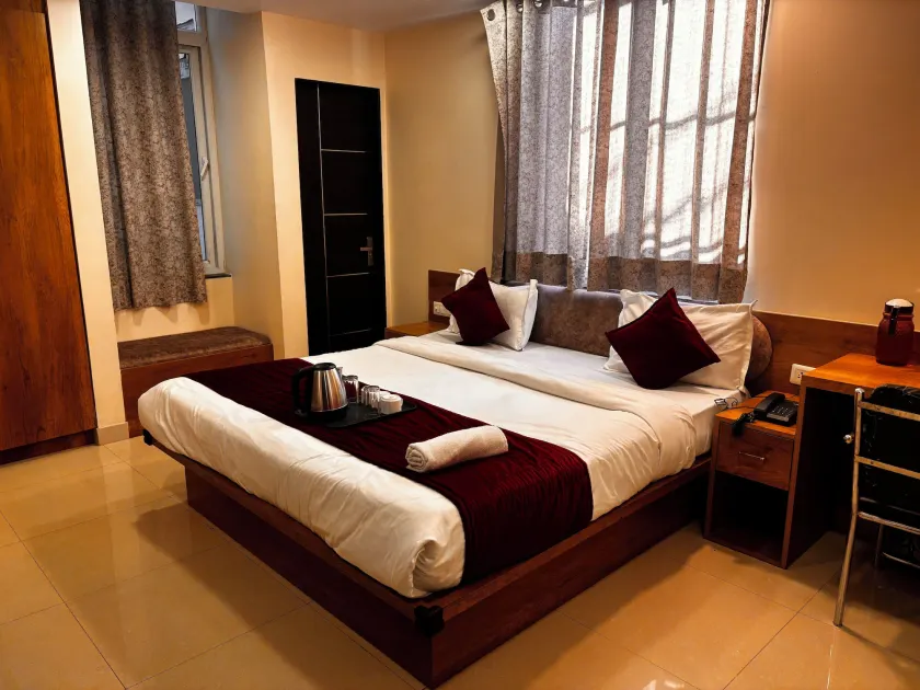 Hotel Gulabi Nagri - Image 1