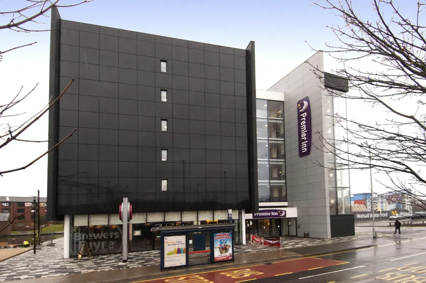 Premier Inn Walsall Town Centre - Image 1