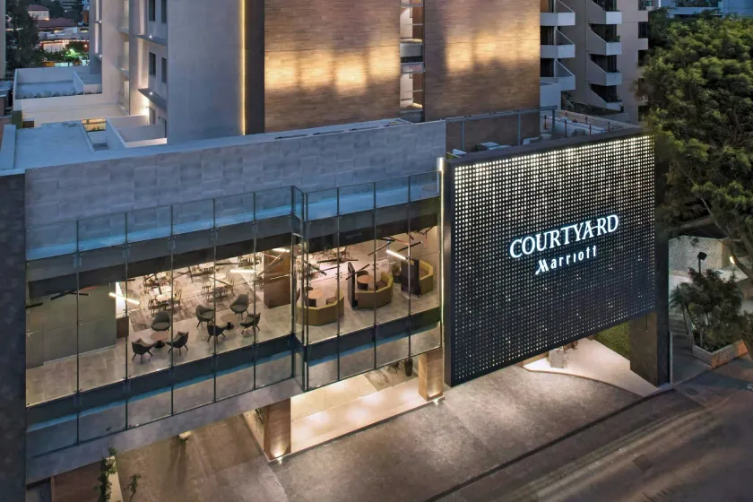 Courtyard by Marriott Guatemala City - Image 1
