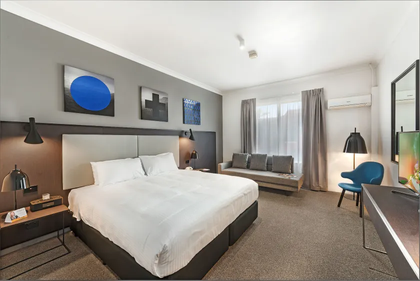 Silkari Urban CKS Sydney Airport Hotel - Image 1